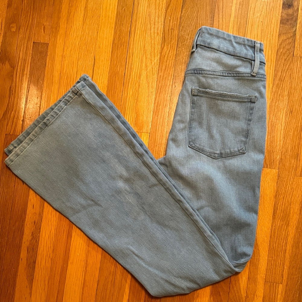 Good American EUC Women's Flare Jeans in Light Blue